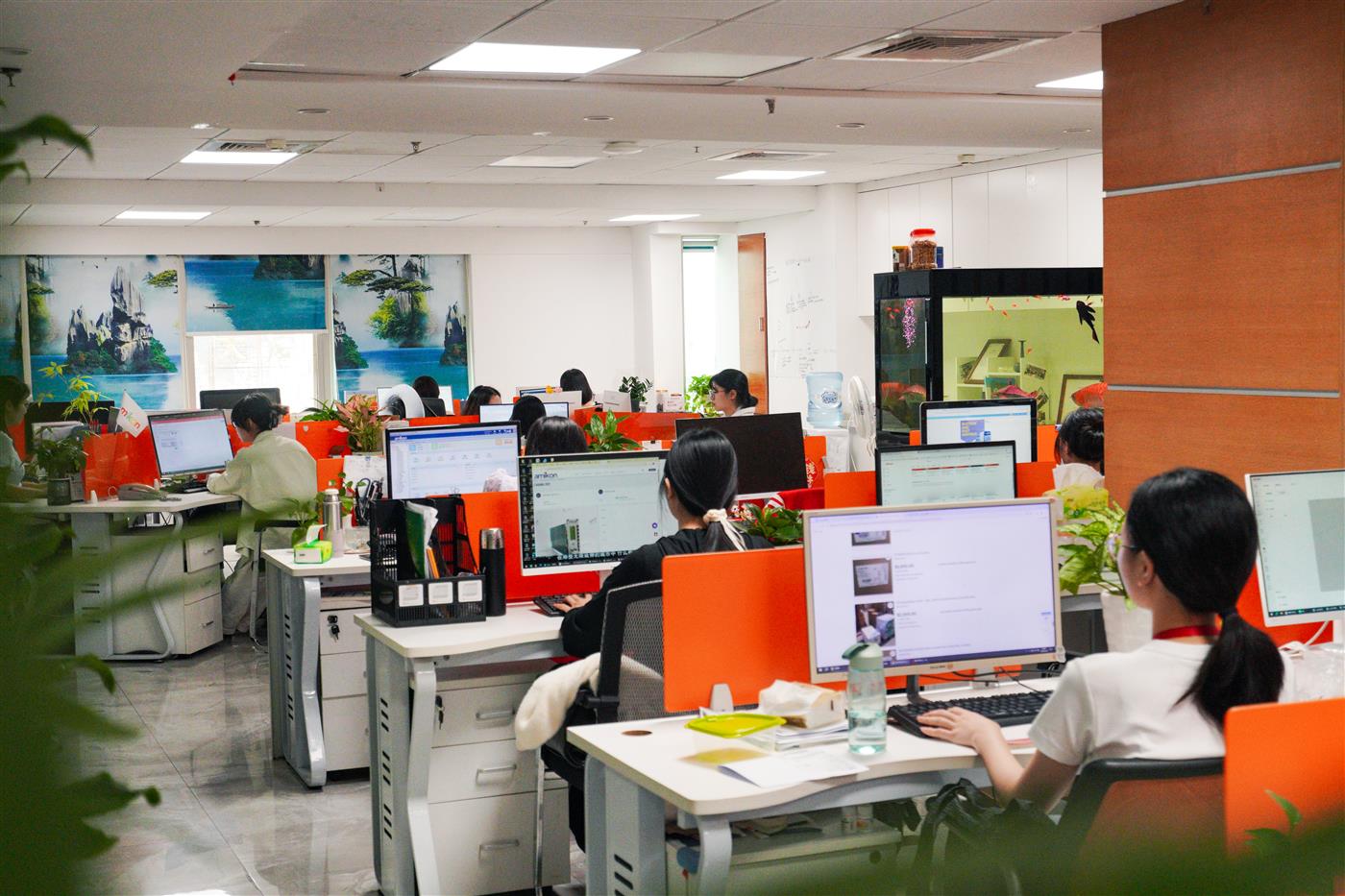 Stockoems industrial automation sourcing team working in the Xiamen office