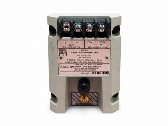 792414506-04 vibration transmitter front, nameplate and NSv probe connection