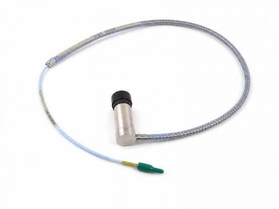 330851-04-00-27-10-01-00 25 mm proximity probe front view