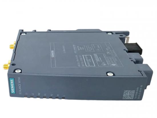 Siemens 6GK5734-1FX00-0AA0 dual-band IWLAN client with two RJ45 and R-SMA ports