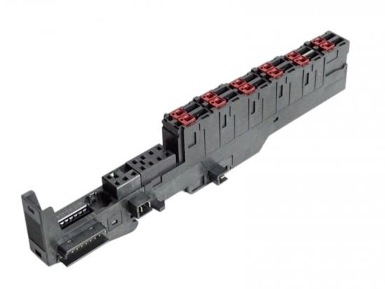 Siemens 6ES7193-4CA80-0AA0 15 mm FastConnect Terminal Module with AUX1 Access